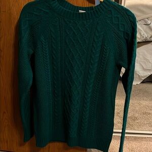 Gap Cable Knit sweater